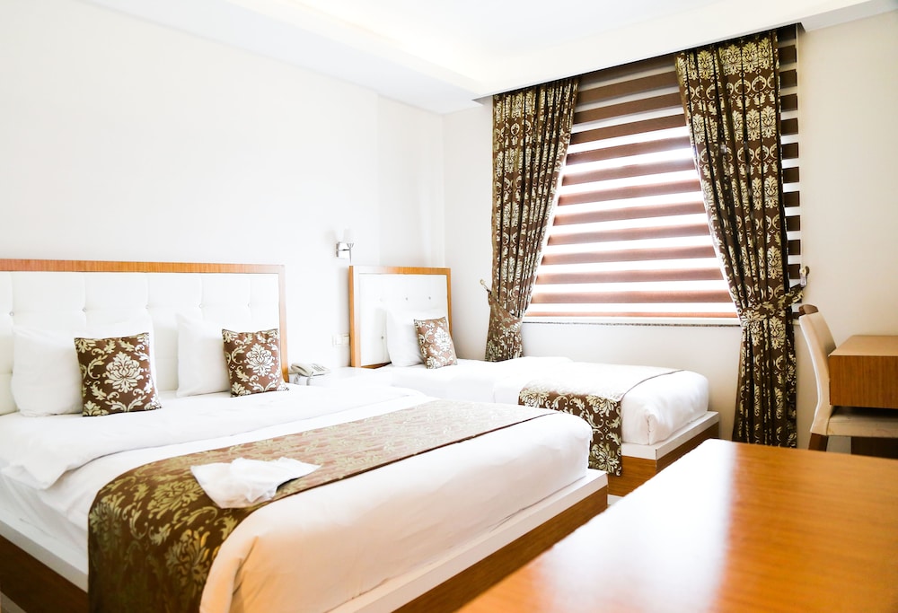Cebeciler Hotel 13/42