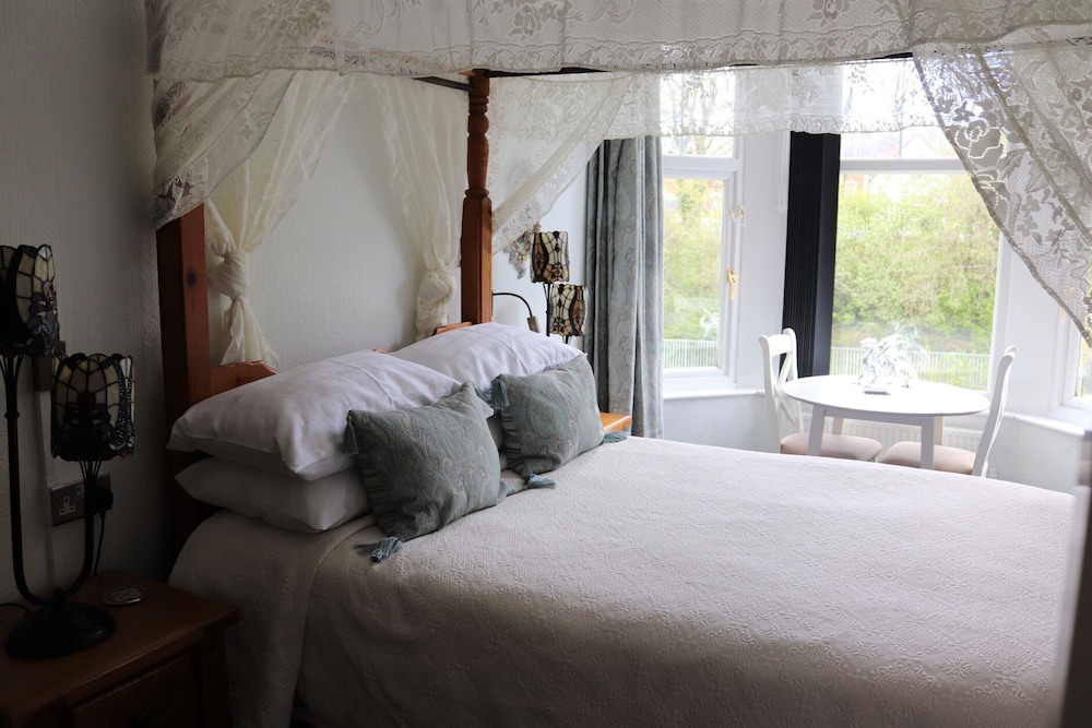 Greylands Guesthouse 18/50
