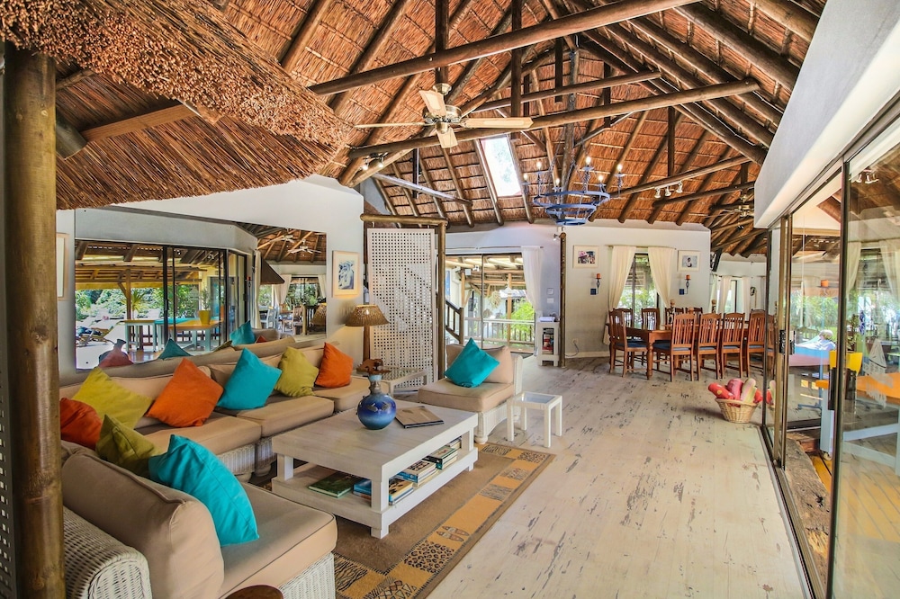 Sandals Guest House 23/28