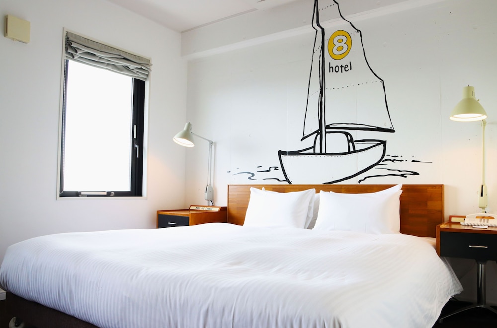 8Hotel 12/63