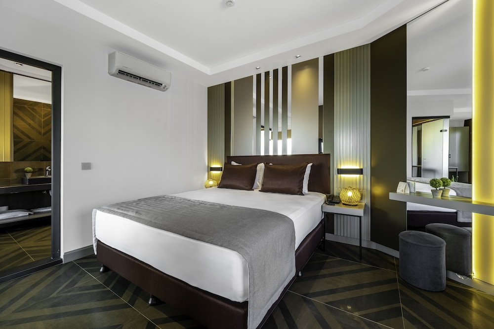 Riviera Hotel & Spa 19/55