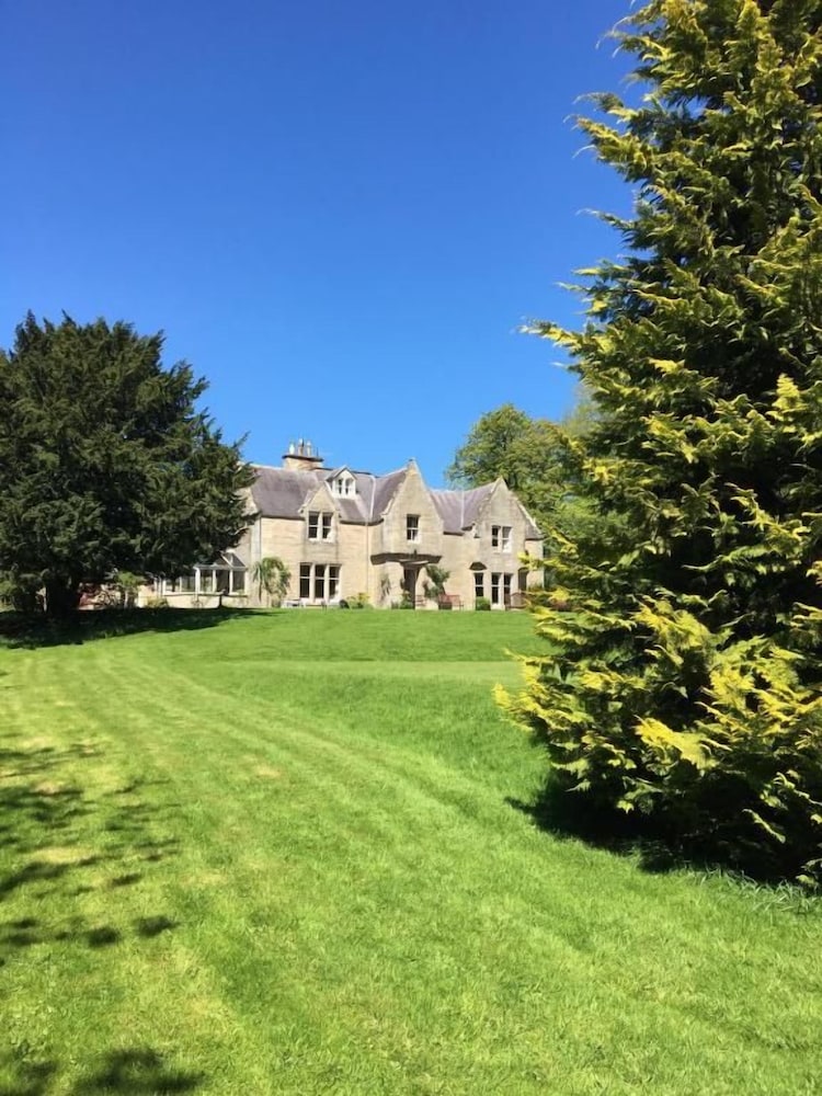 Whitchester Christian Guest House 42/50