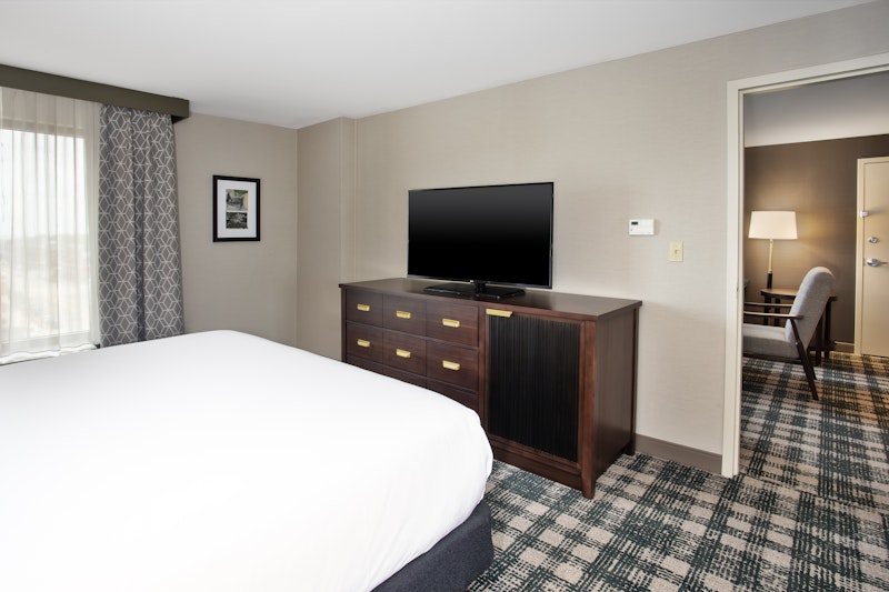 DoubleTree by Hilton Lansing, MI 10/32