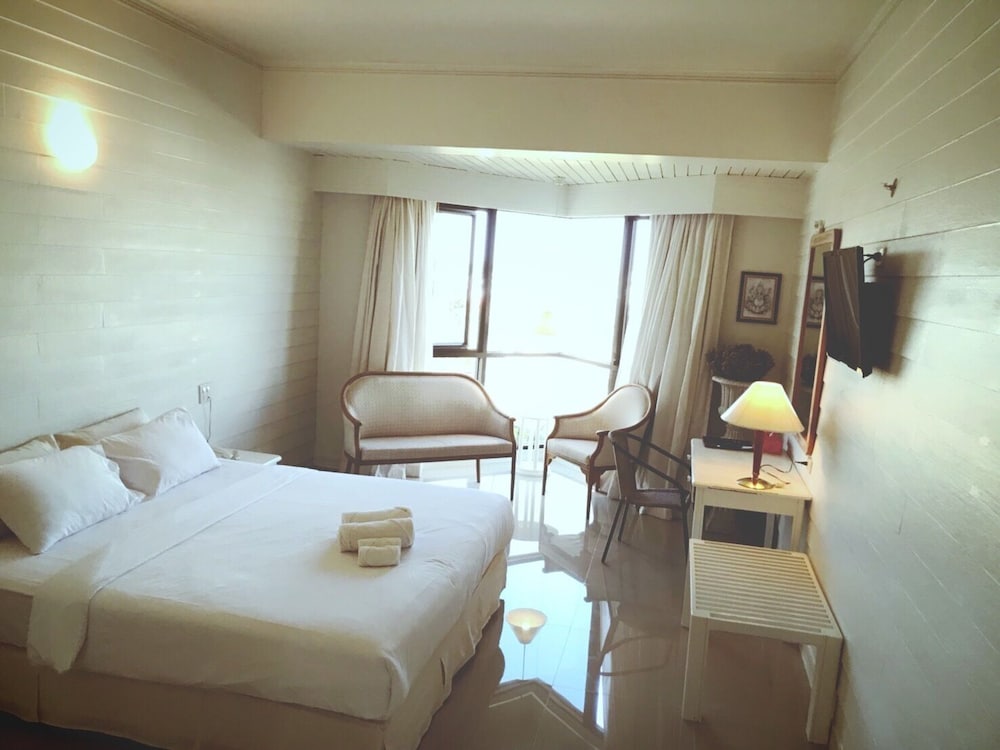 Napalai Hotel 26/73