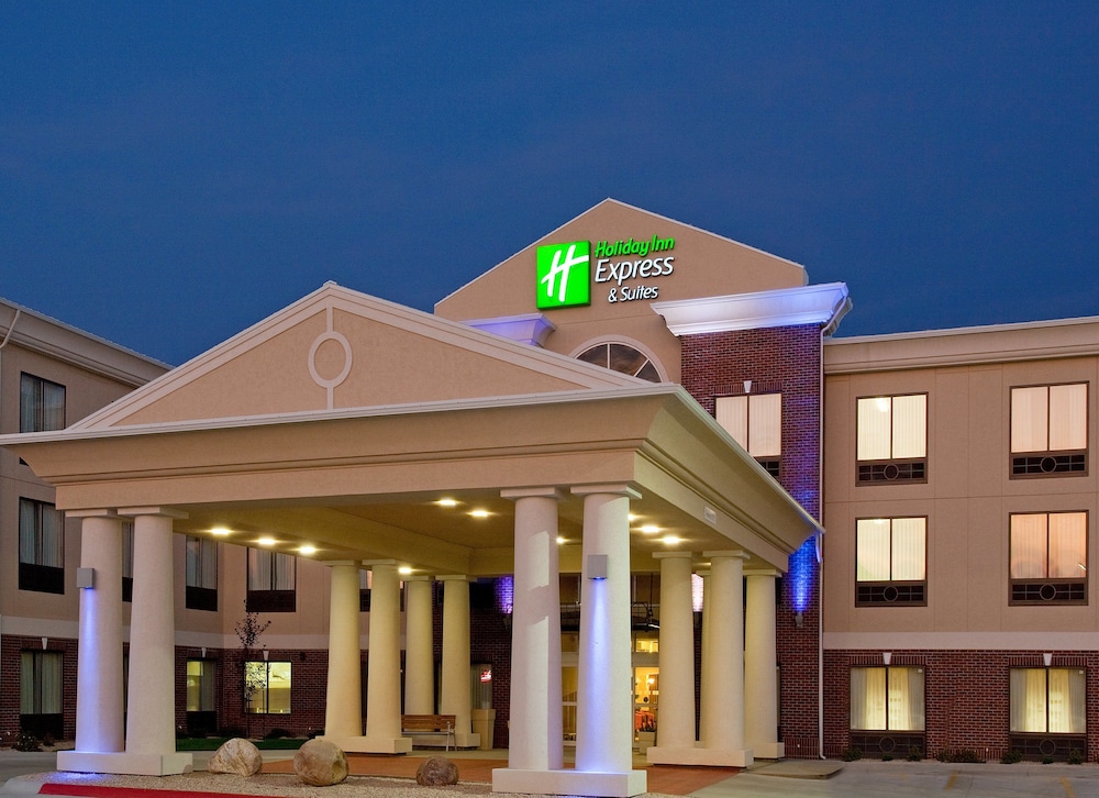 Holiday Inn Express Hotel And Suites Buffalo 1/66