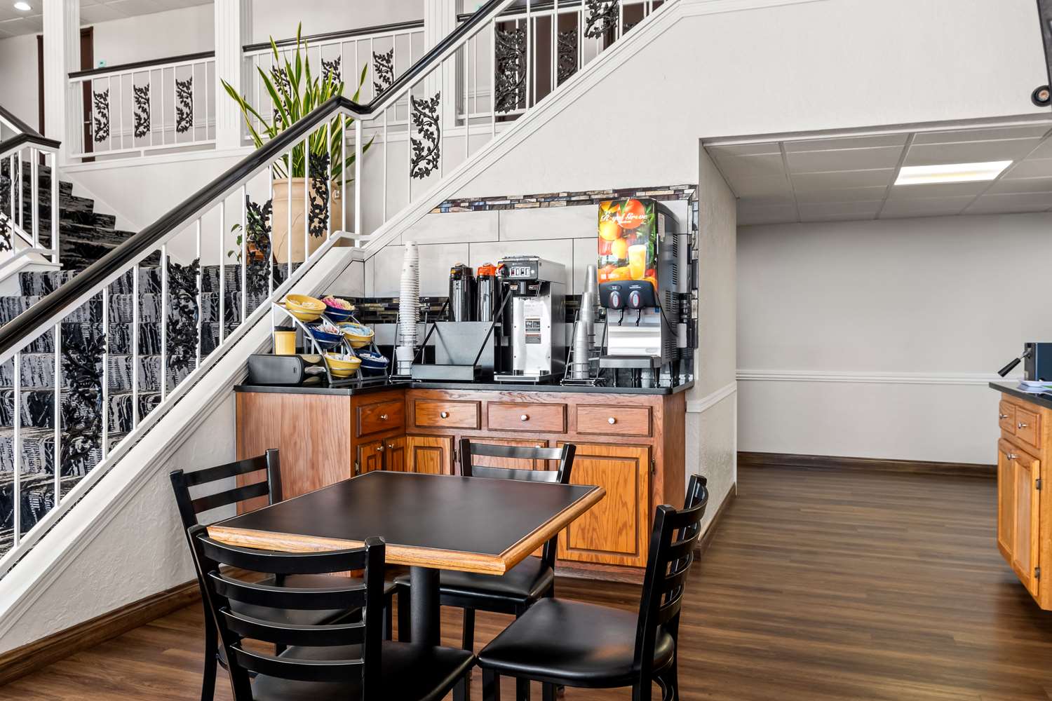 SureStay Hotel by Best Western Duncan 7/11