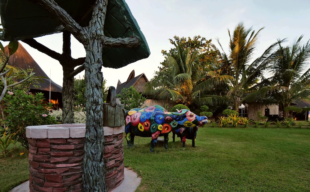 White Chocolate Hills Resort 56/72
