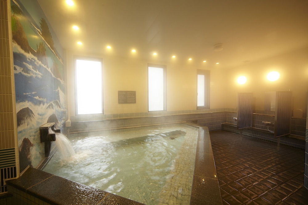 swimming pool spa