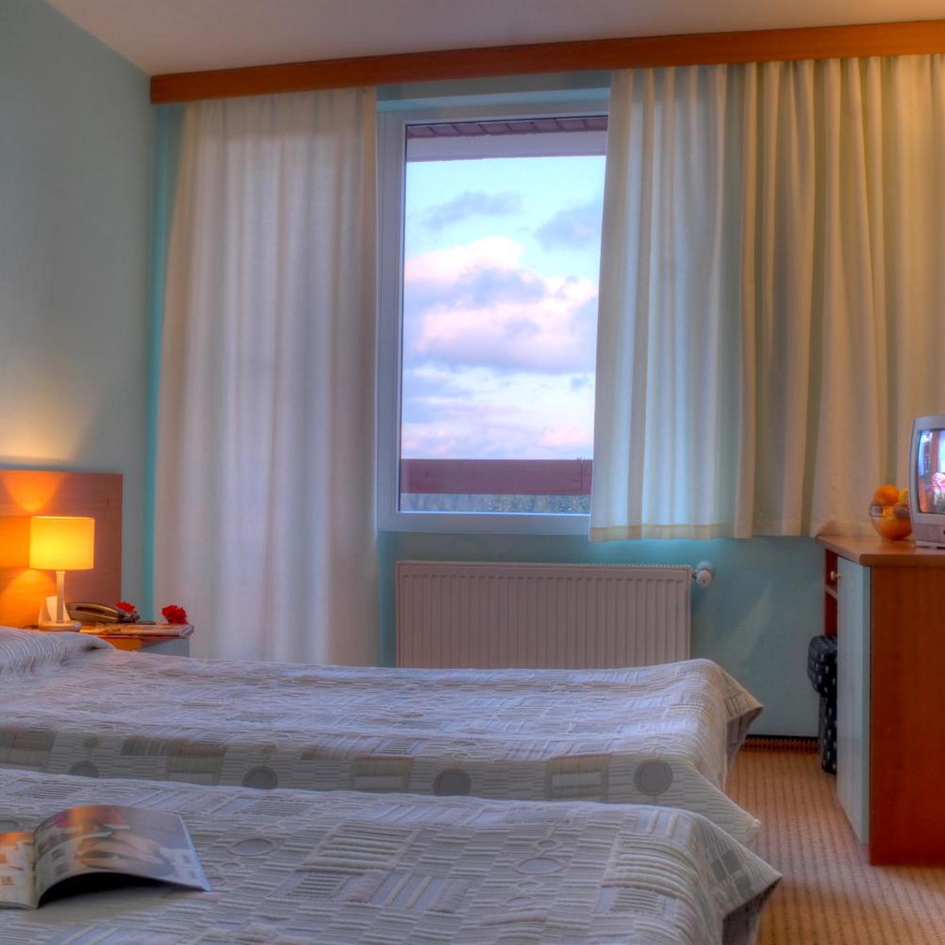 Hotel "Prespa" 8/57