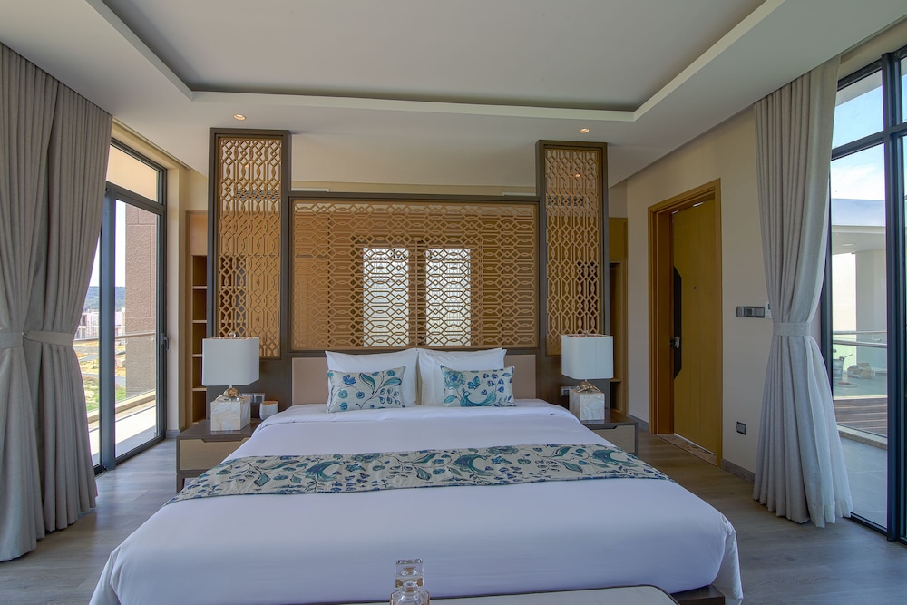 Room at Wyndham Grand KN Paradise Cam Ranh, CAM RANH