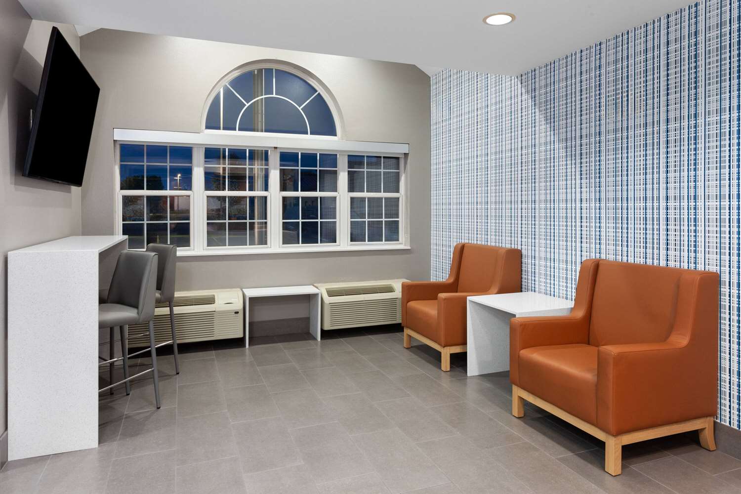 Microtel Inn & Suites by Wyndham Janesville 18/32