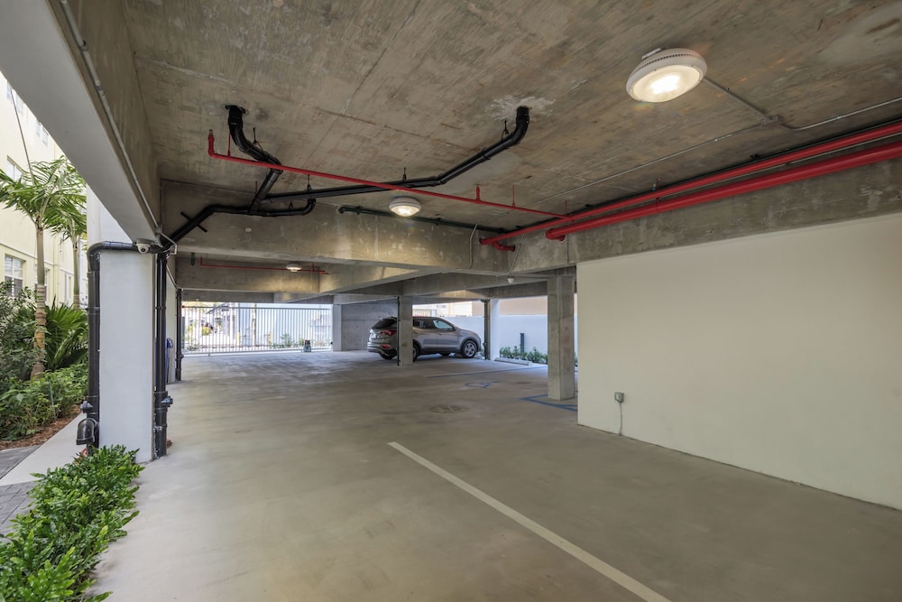 Vhc Luxury Apartments 6/67