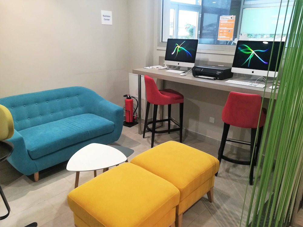 HOLIDAY INN EXPRESS AMIENS 40/73