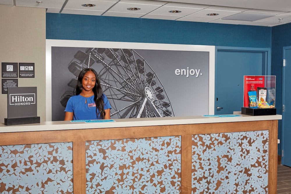Hampton Inn and Suites Sacramento At Csus 9/51