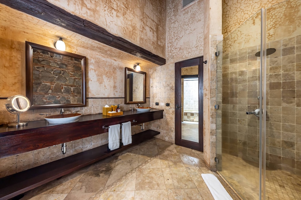El Convento Boutique Hotel 66/66