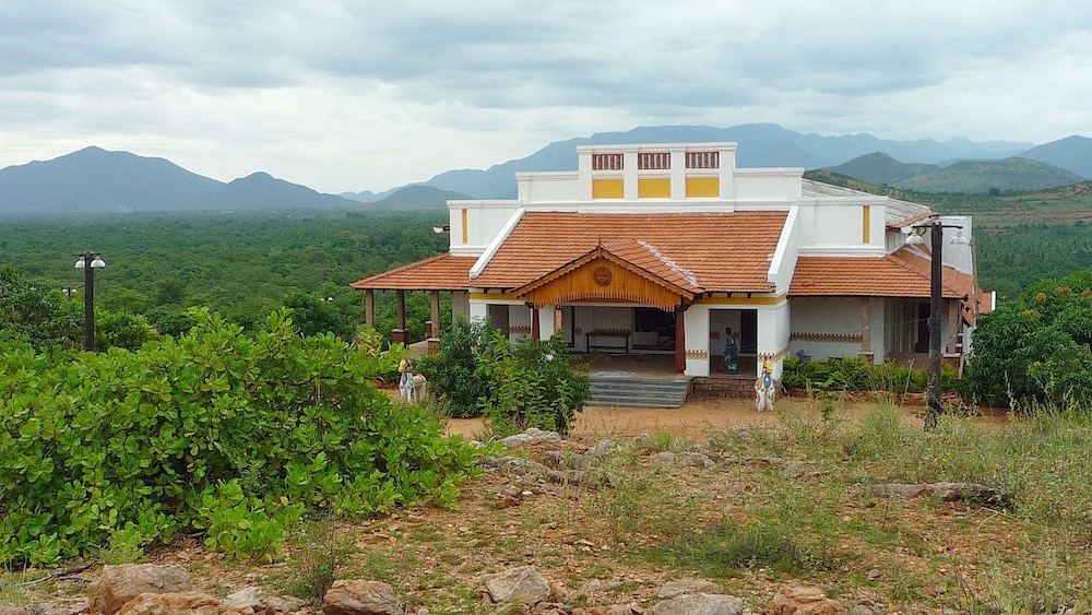 KADAMBAVANAM ETHNIC RESORT 1/42
