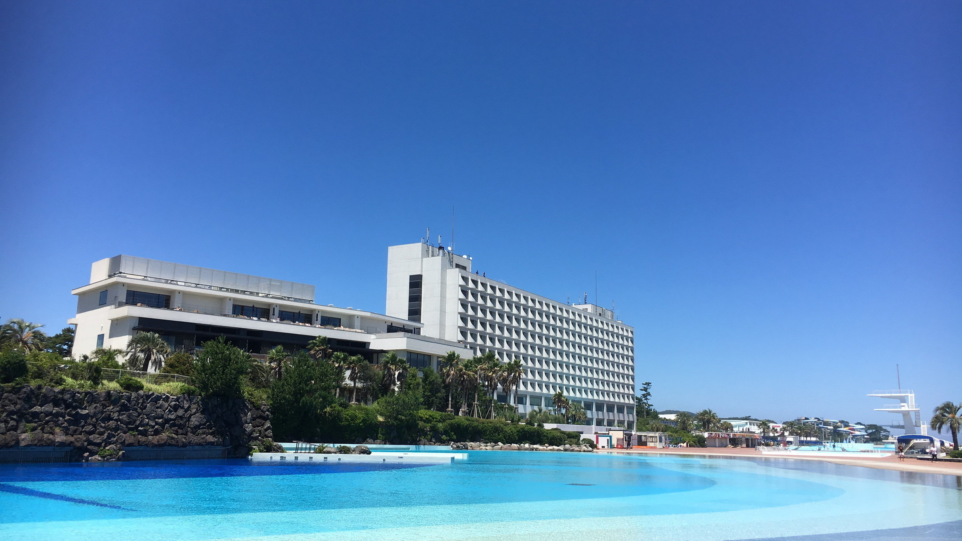 OISO PRINCE HOTEL 30/32