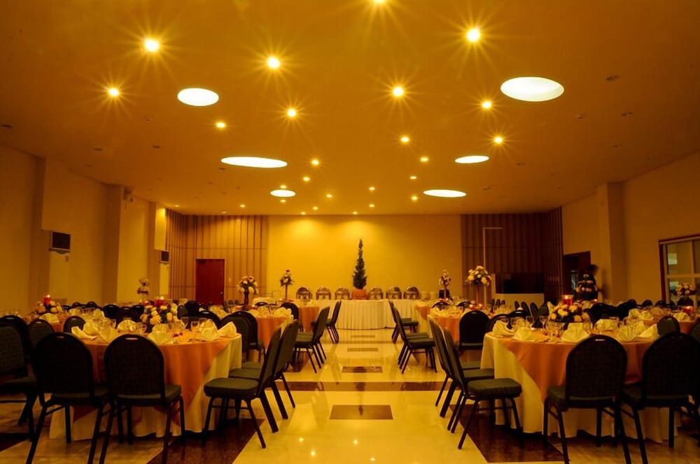 N Hotel 39/55