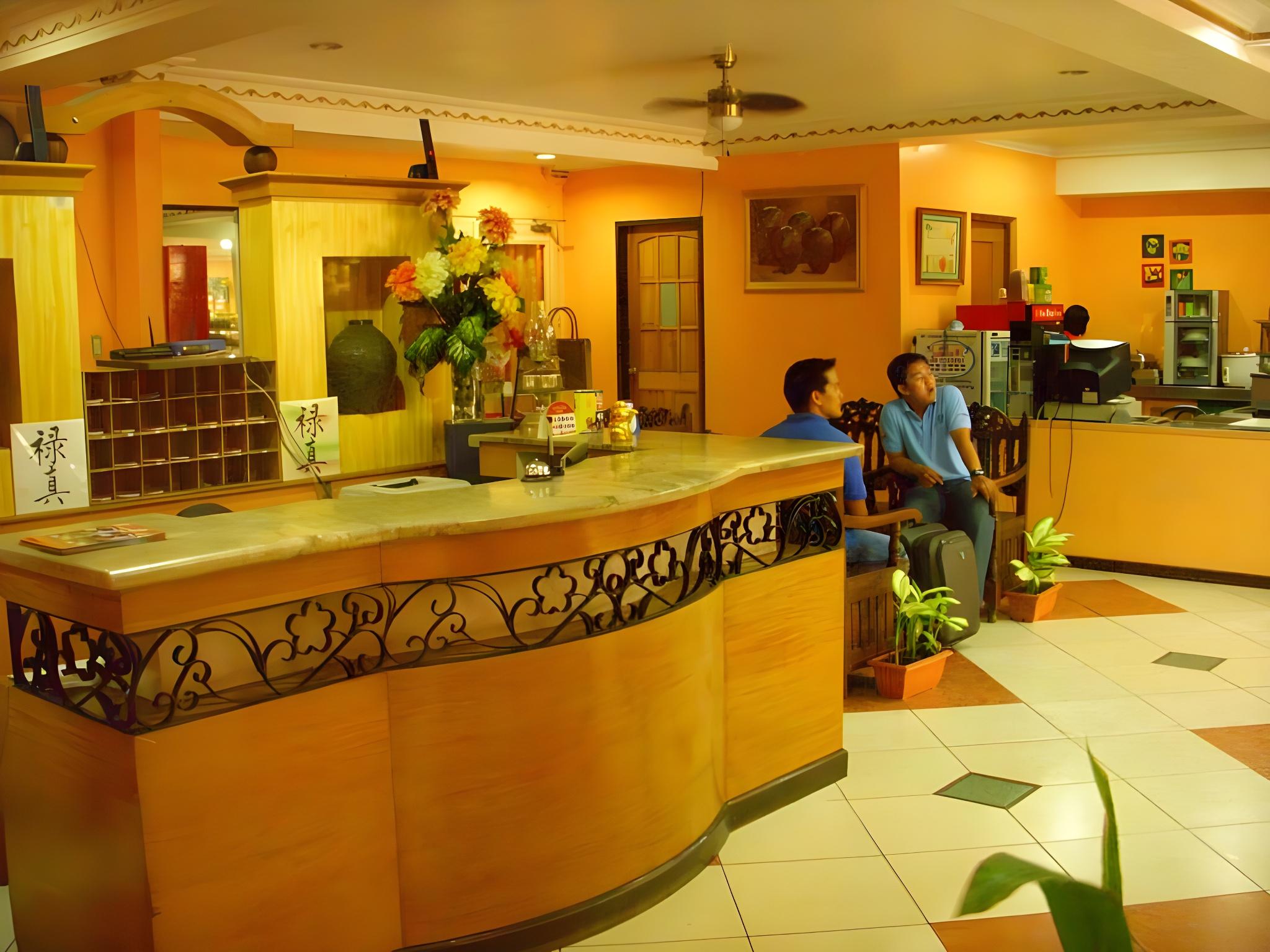 Plaza Maria Luisa Suites Inn 11/38