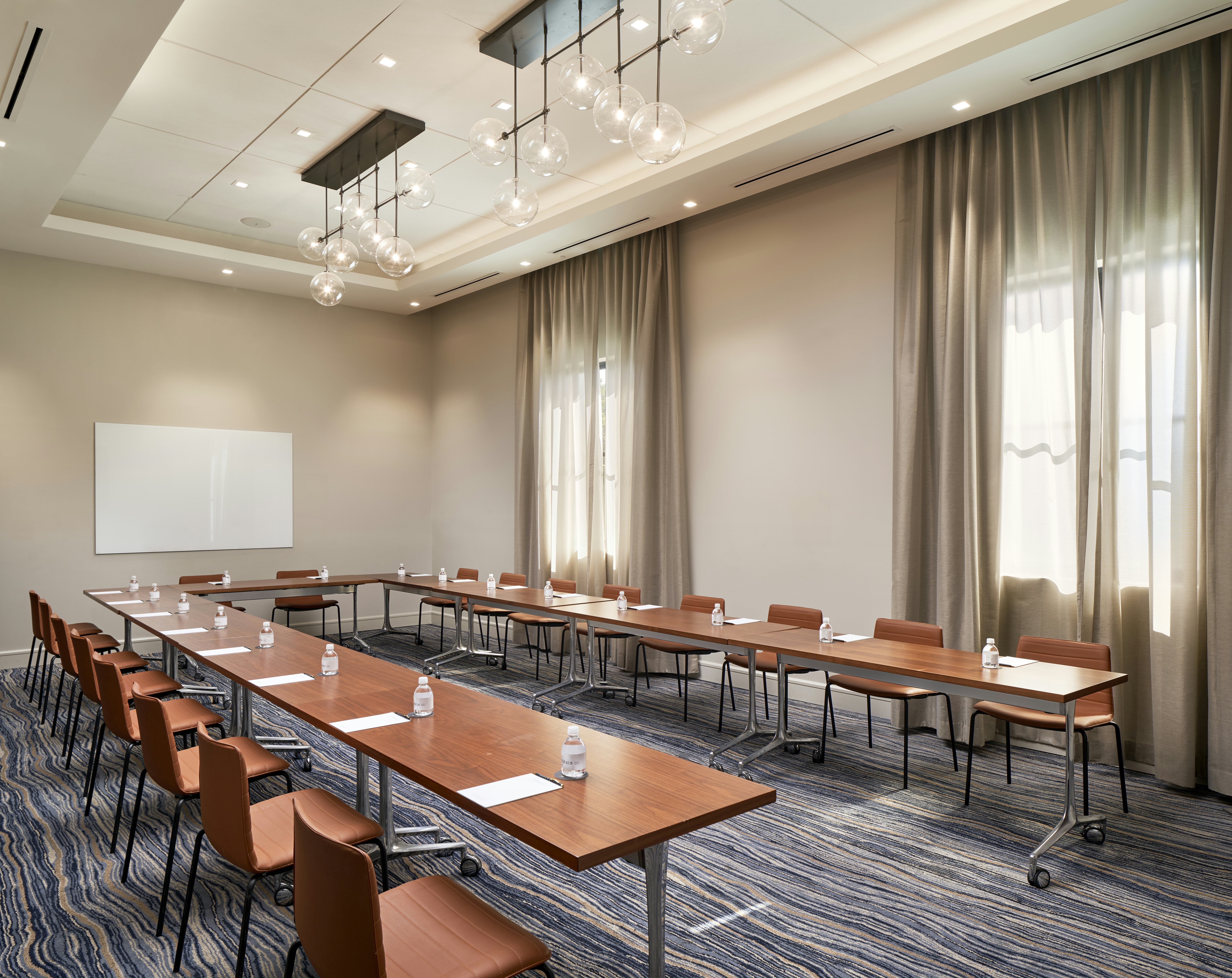THesis Hotel Miami Coral Gables, Curio Collection by Hilton 67/80