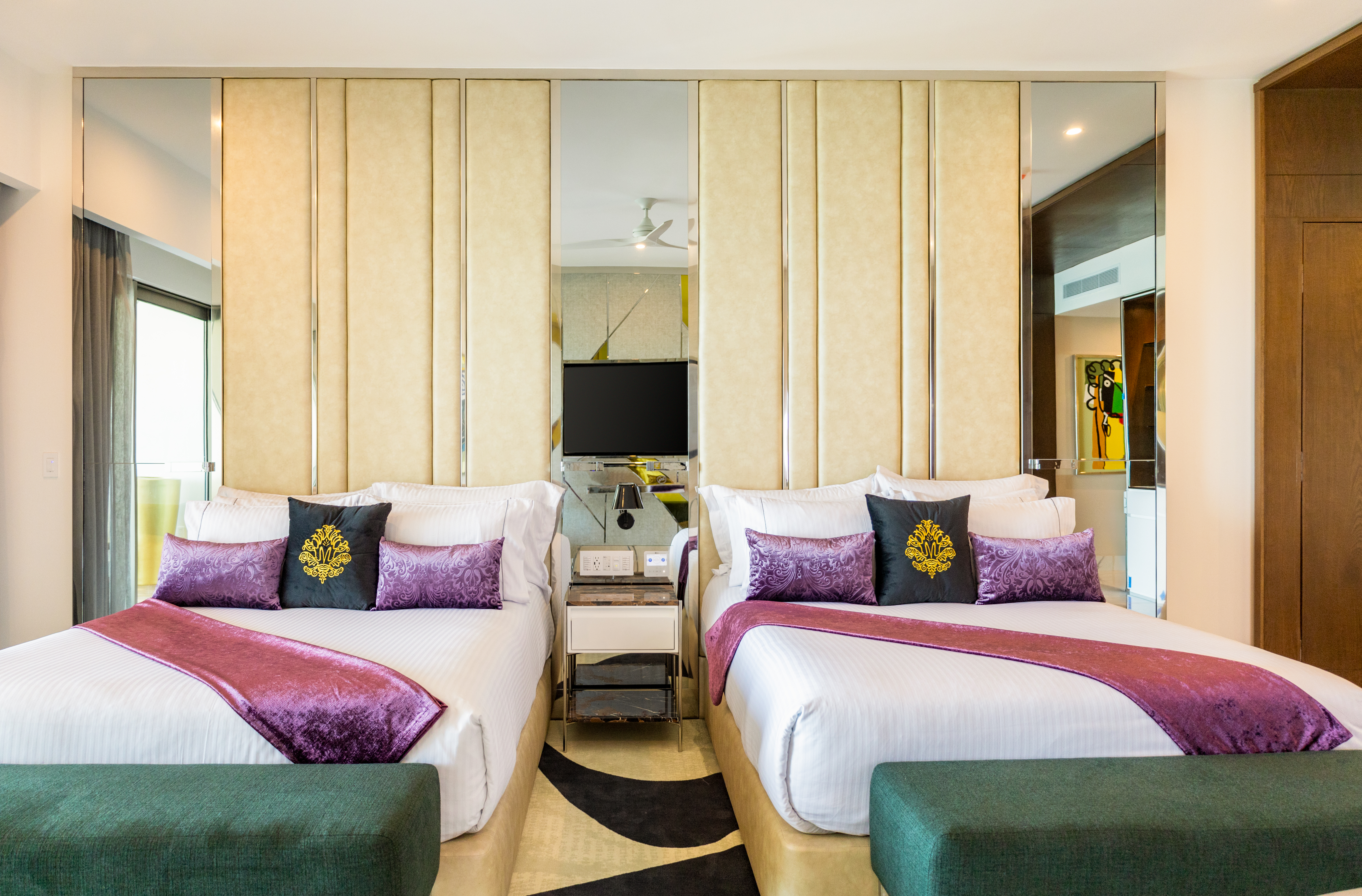 Ultra, Suite, 2 Queen Beds