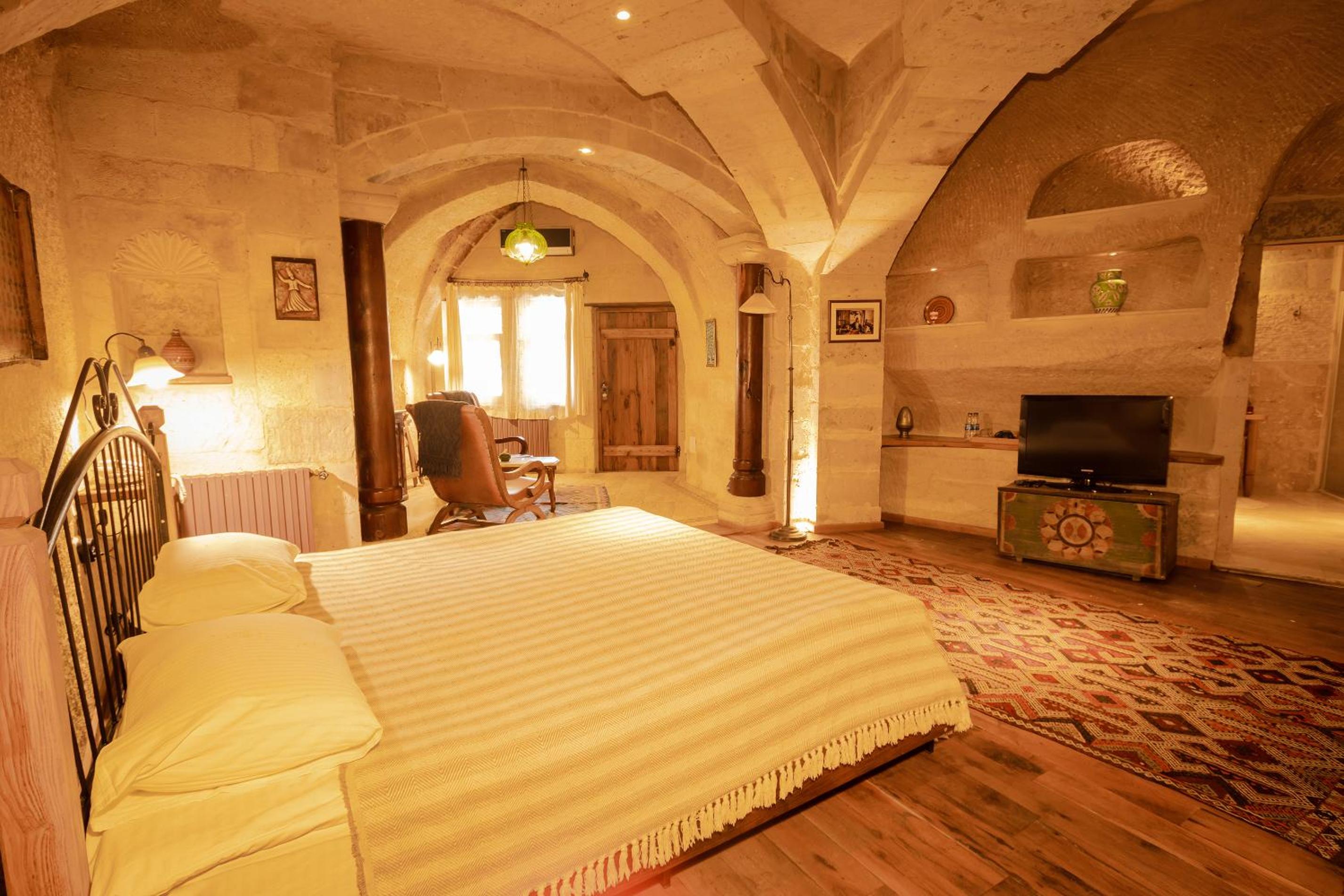Suite, Double Bed