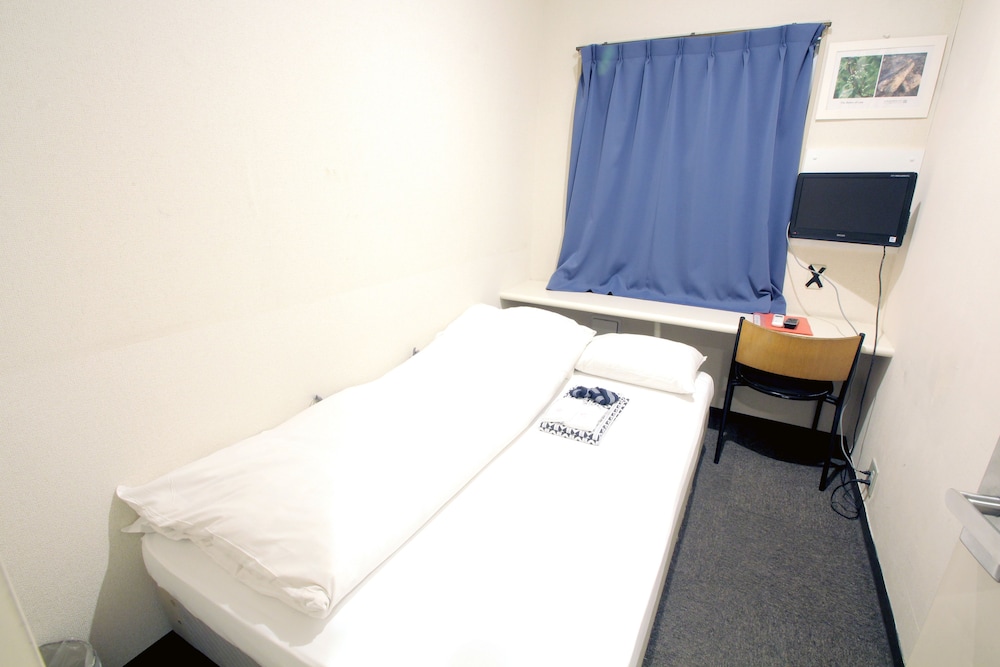Semi Room, Semi Double Bed