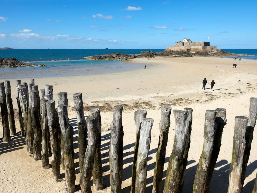 ibis budget Saint Malo Centre 61/66