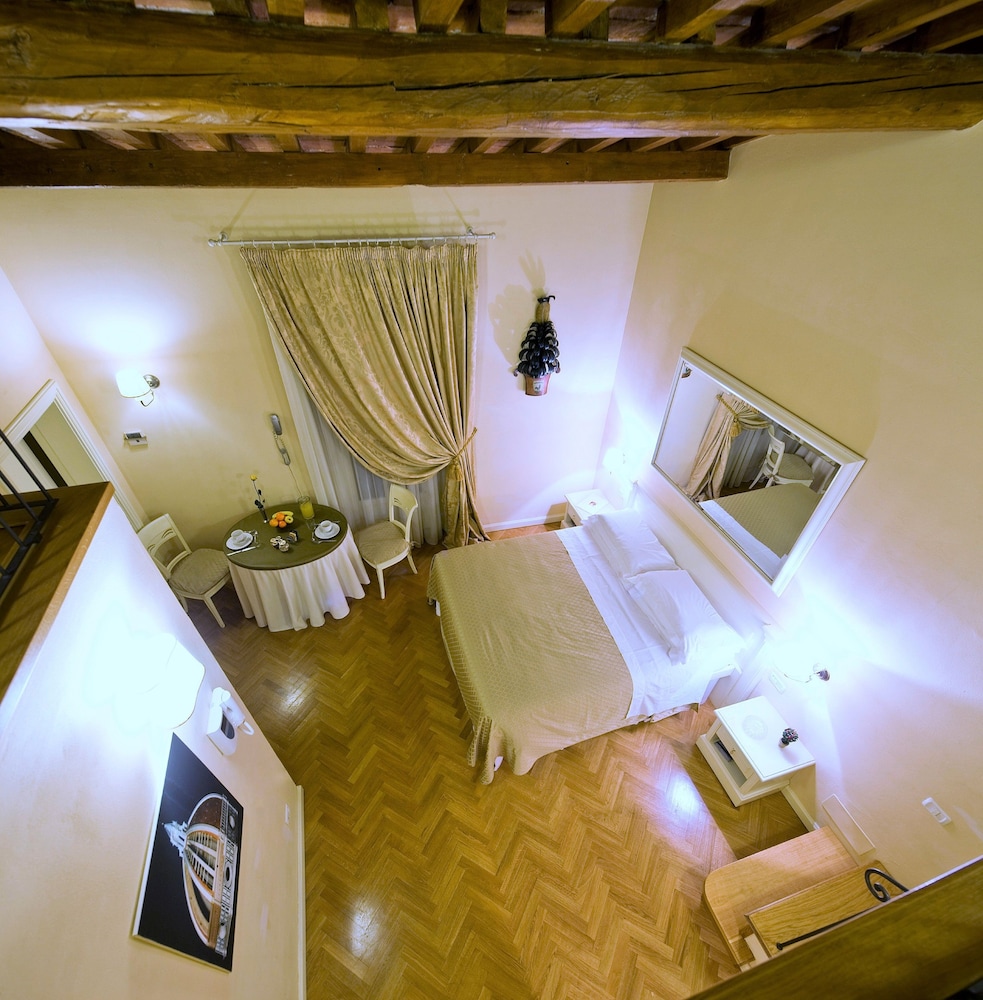 Granduomo Charming Accomodation 15/50