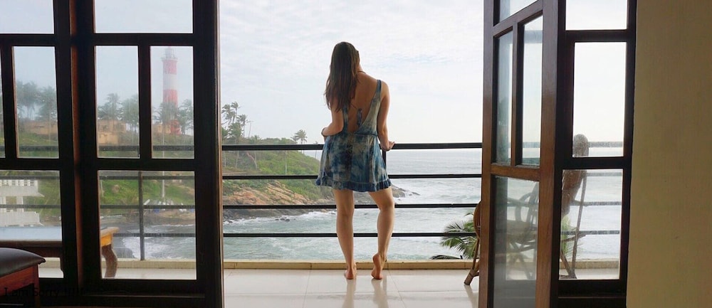 The Ocean Park Beach Resort 33/45