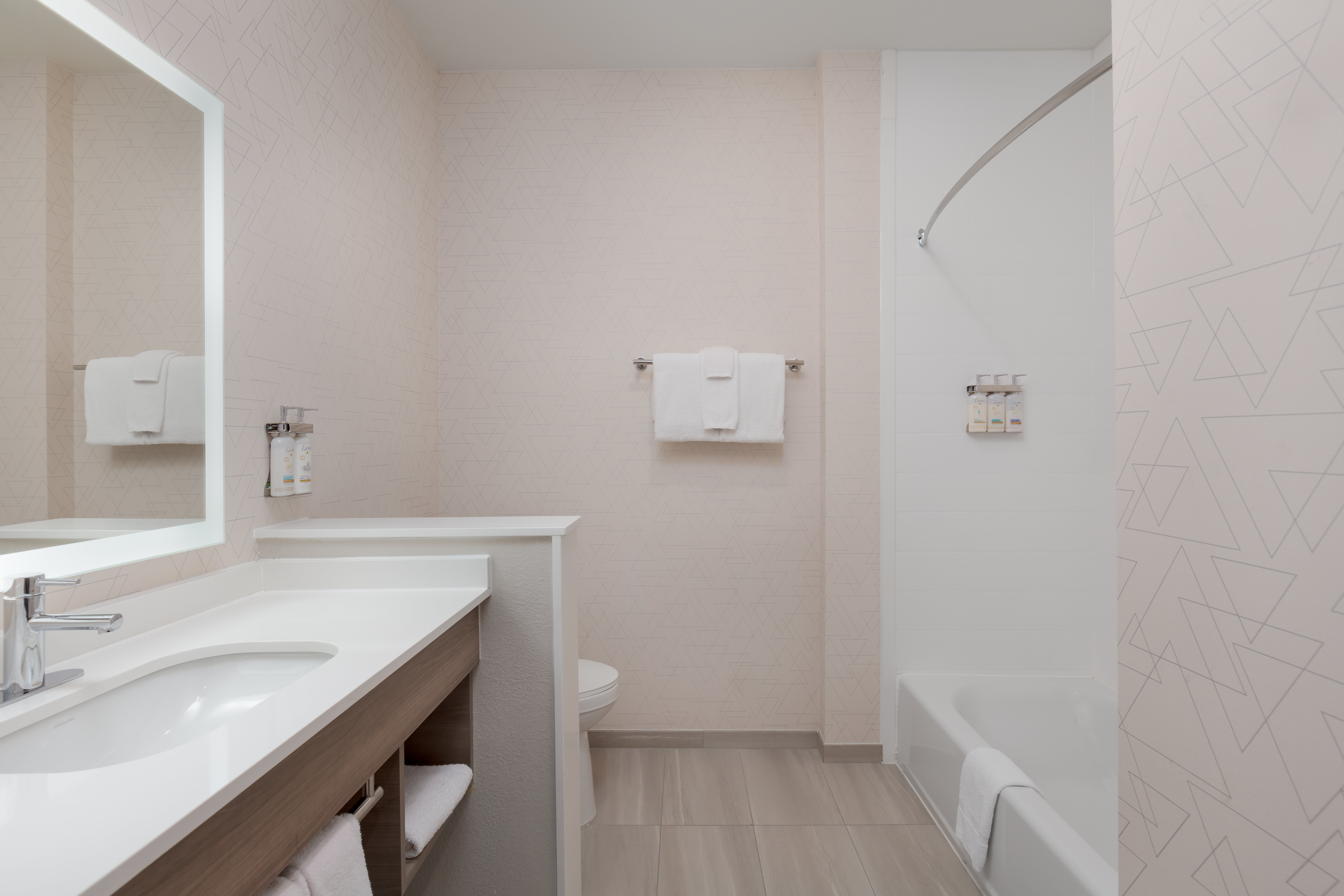غرفة قياسية بسرير كينج، Holiday Inn Express & Suites FRISCO NORTH - PROSPER 8/8