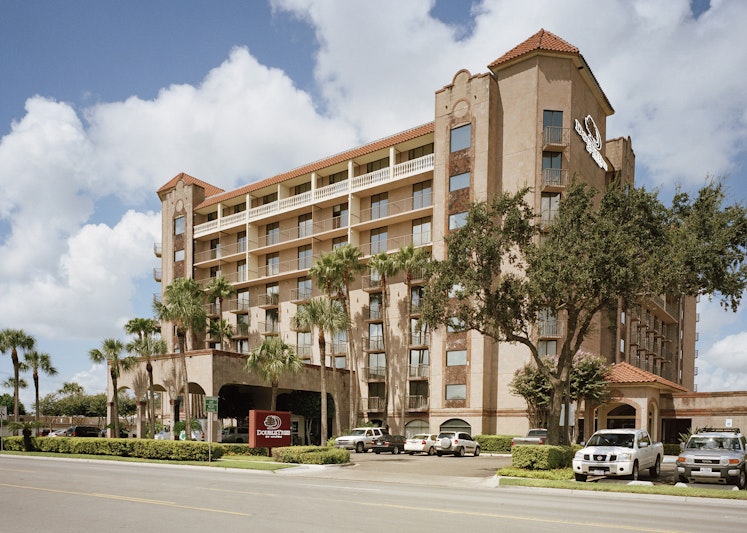 DoubleTree Suites by Hilton Hotel McAllen 21/23