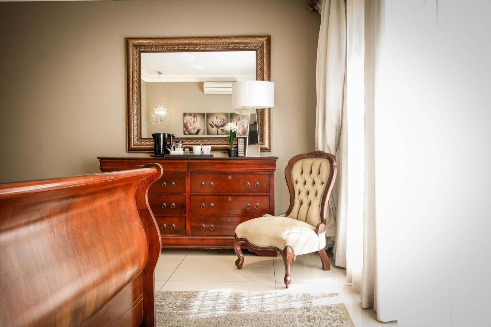 Potch Manor 7/49