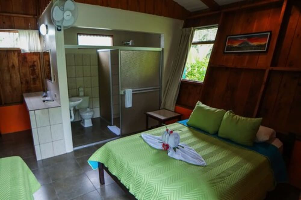 Cabinas Faro Arenal 12/50