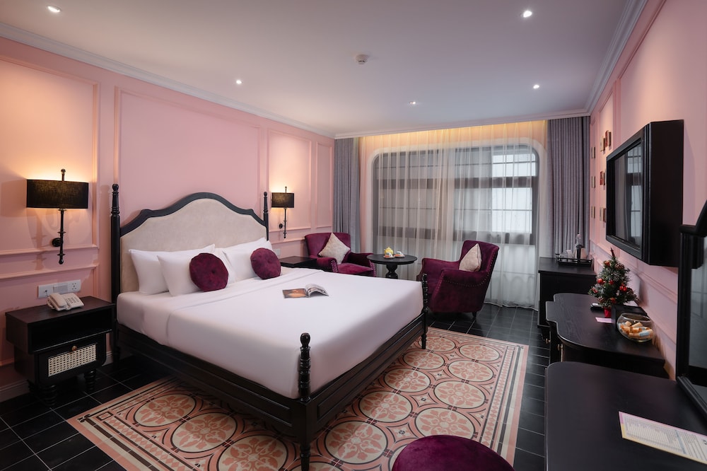 The Now Boutique Hotel 14/50