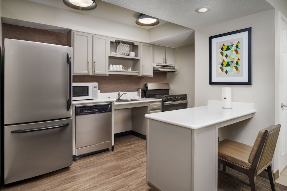 Residence Inn by Marriott Seattle Bellevue 50/57