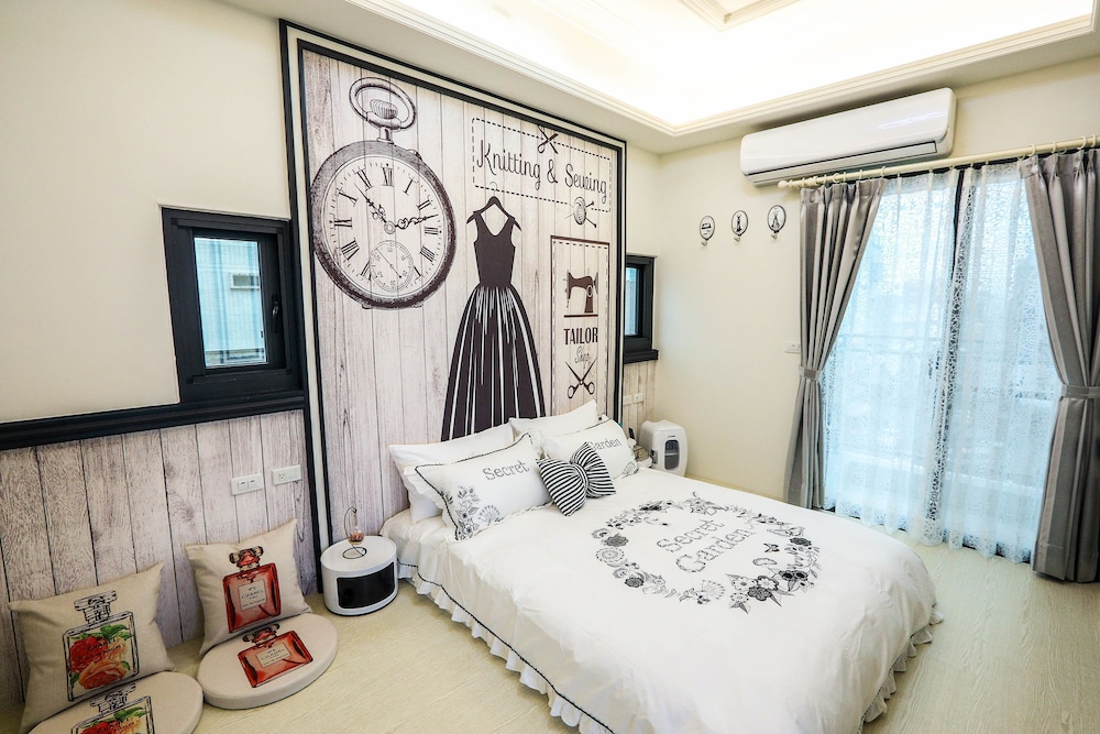SUPERIOR, DOUBLE BED