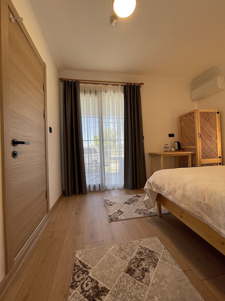 Alibaba Airport Hotel 2/50