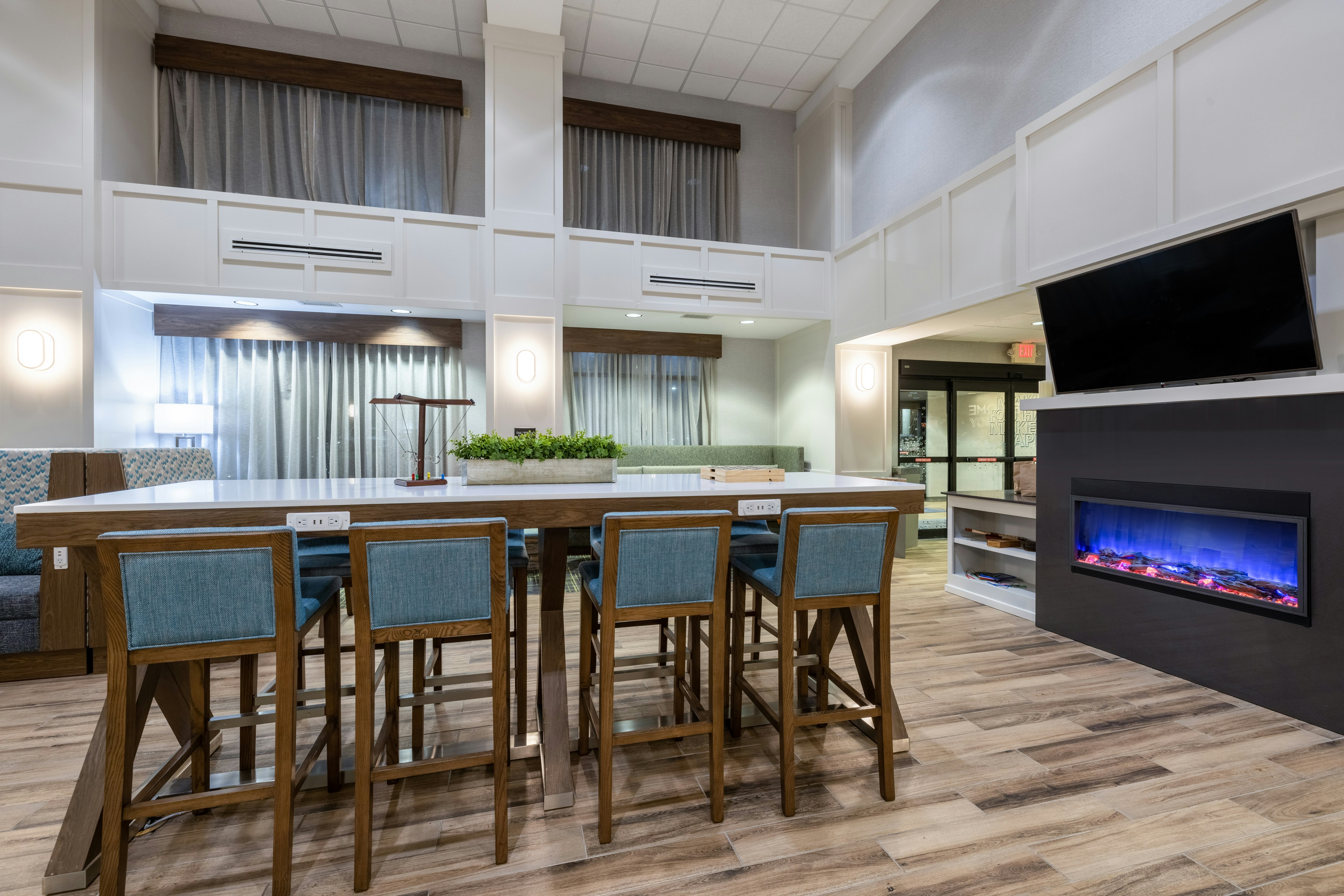 Hampton Inn & Suites Casper 26/34