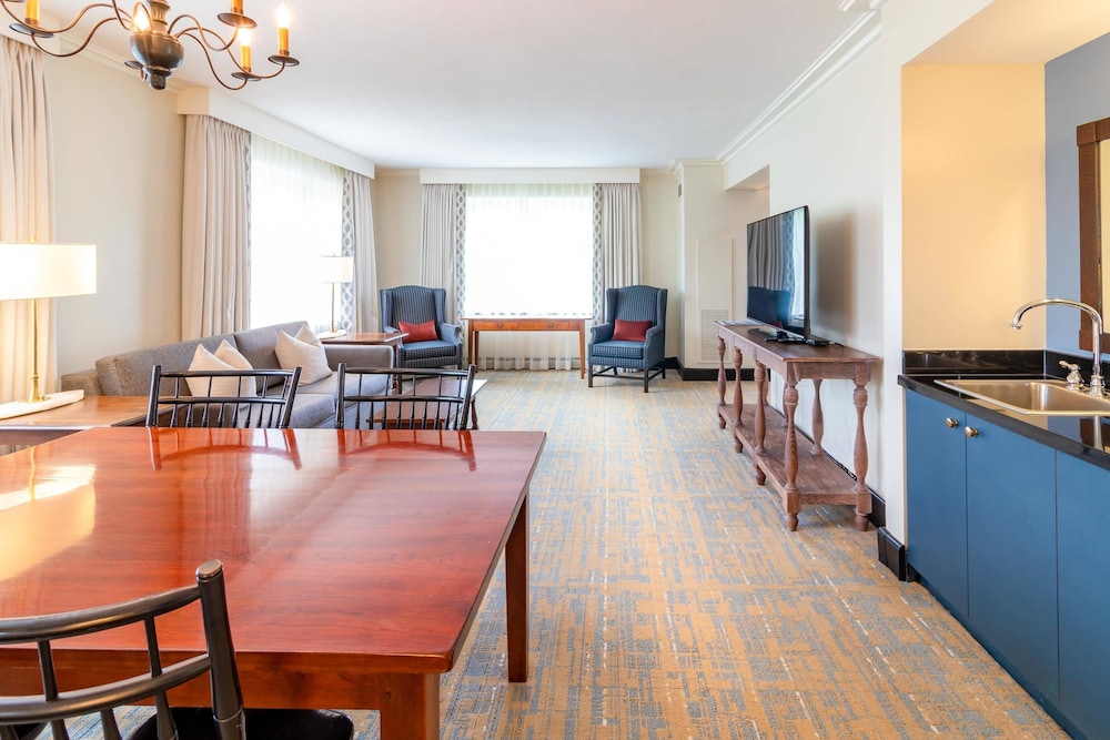 Williamsburg Lodge 29/39