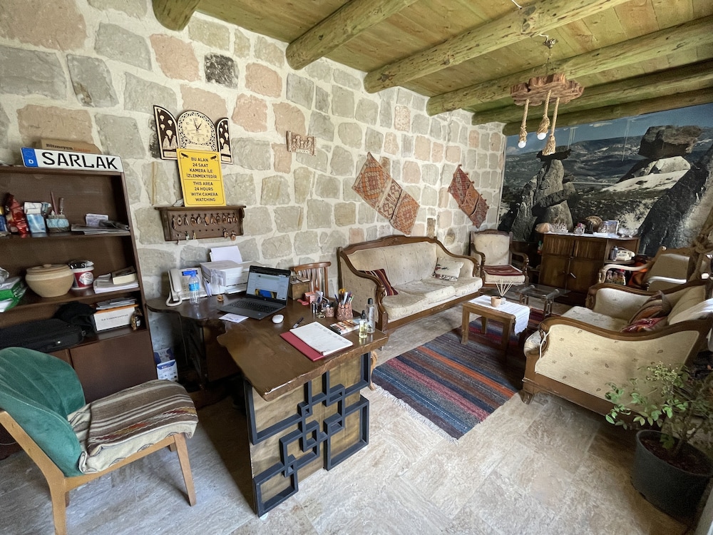 Nova Cave Hotel 25/50