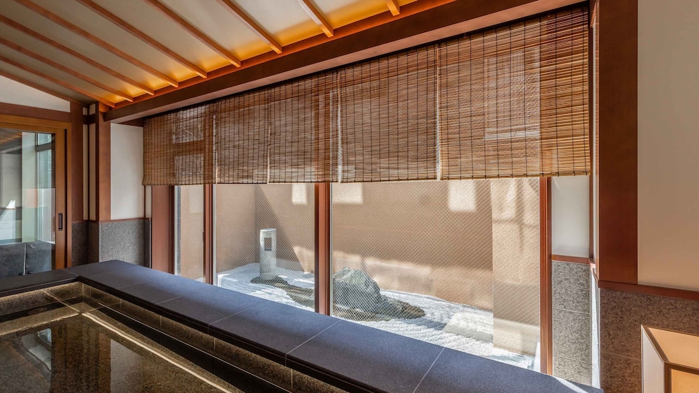 Tokyu Stay Kyoto Sanjo Karasuma 24/47