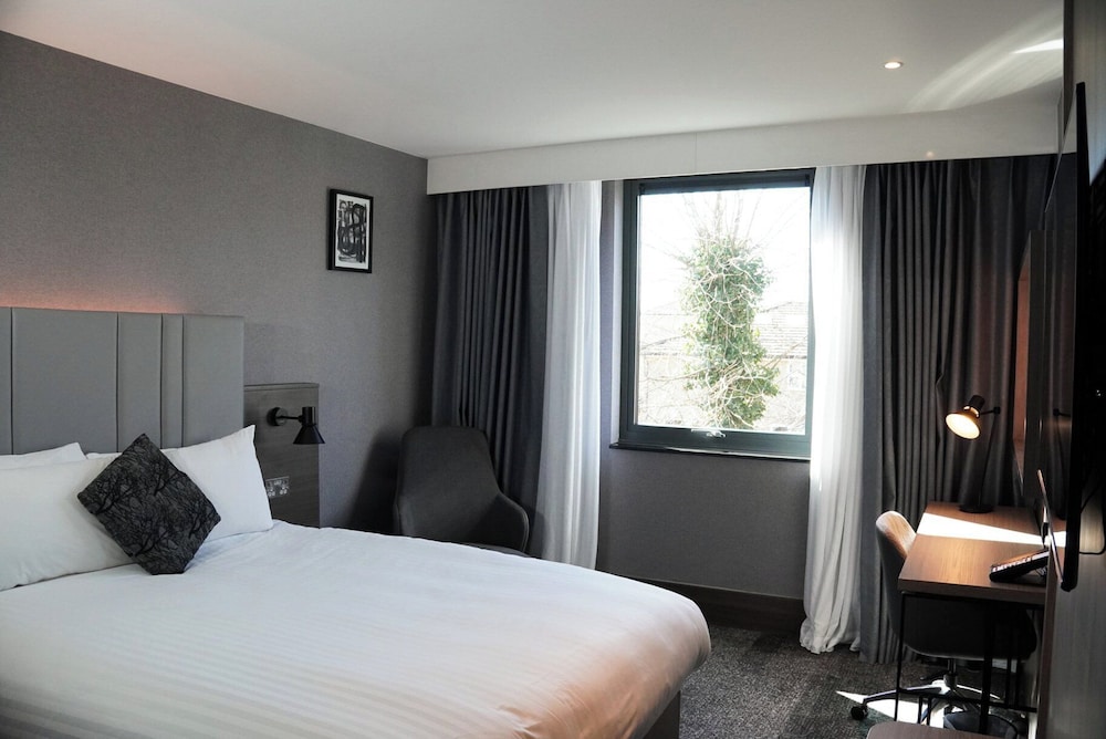 Crowne Plaza London - Kingston 11/50