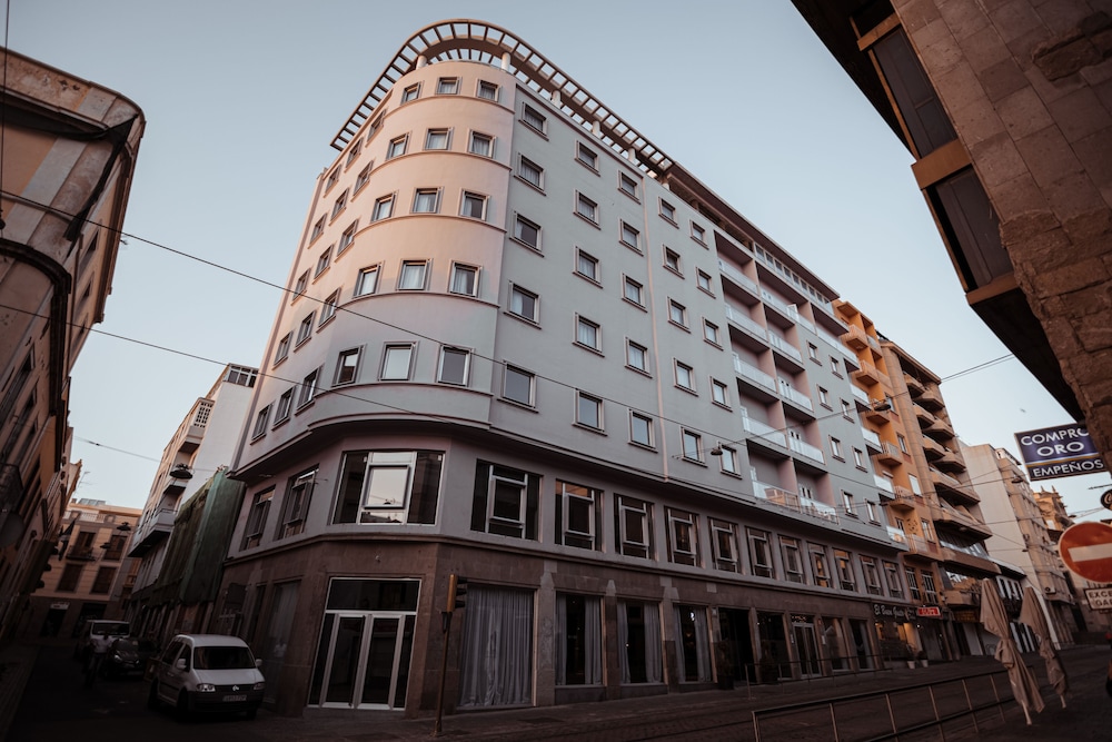 Urban Anaga 3/72
