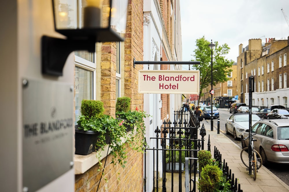 Blandford Hotel 61/68