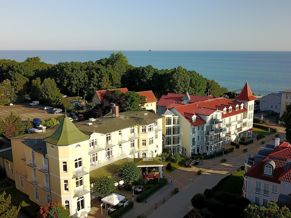 Hotel Residenz Waldkrone Kuehlungsborn 2/35