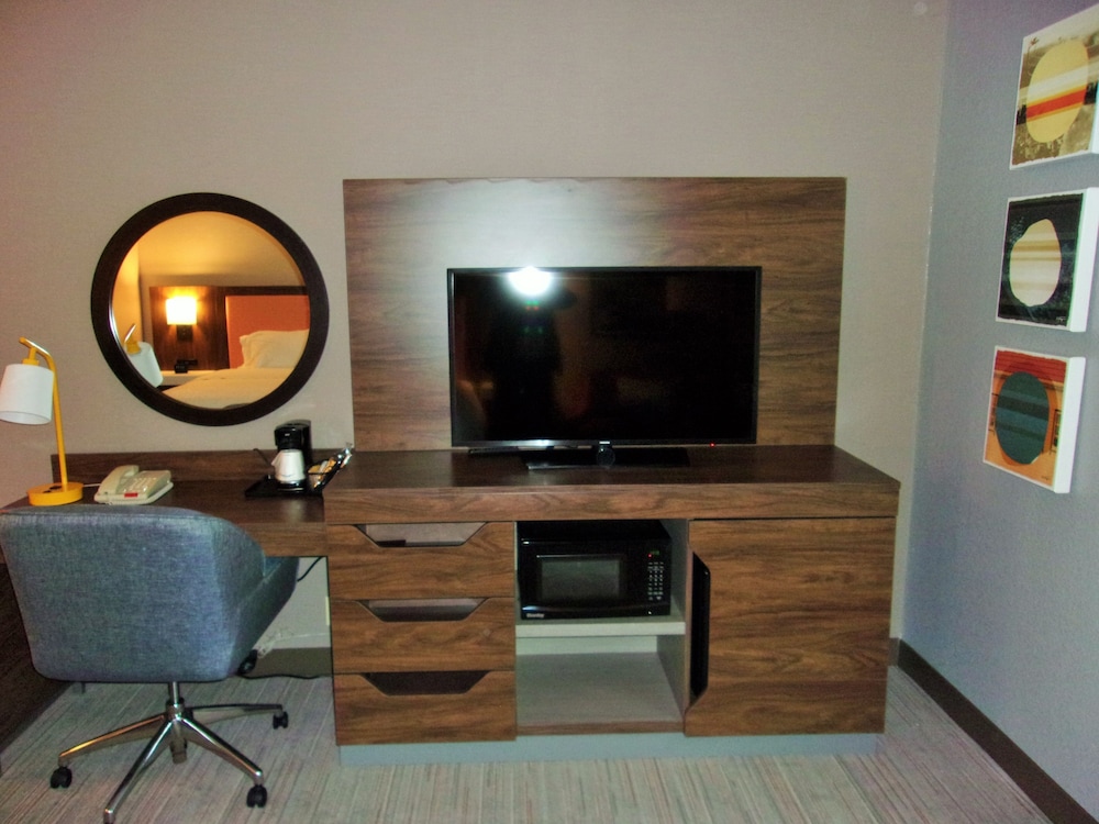Hampton Inn & Suites Rohnert Park - Sonoma County 41/42
