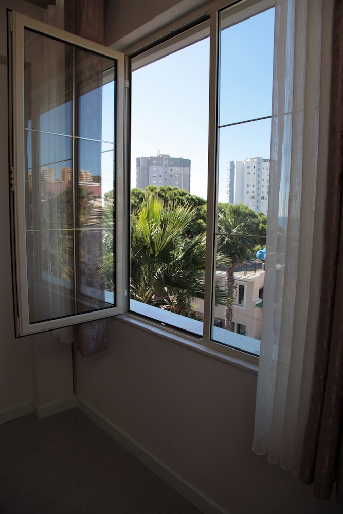 Hotel Veliera 37/70