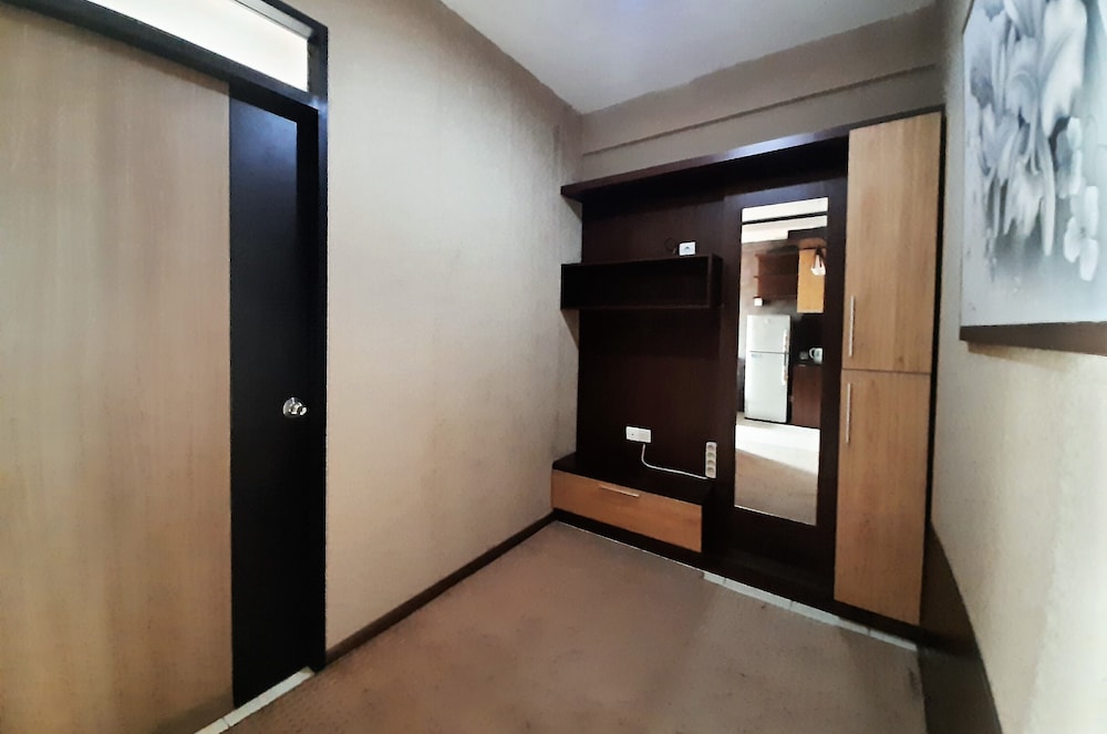 High Livin Apartment 16/24