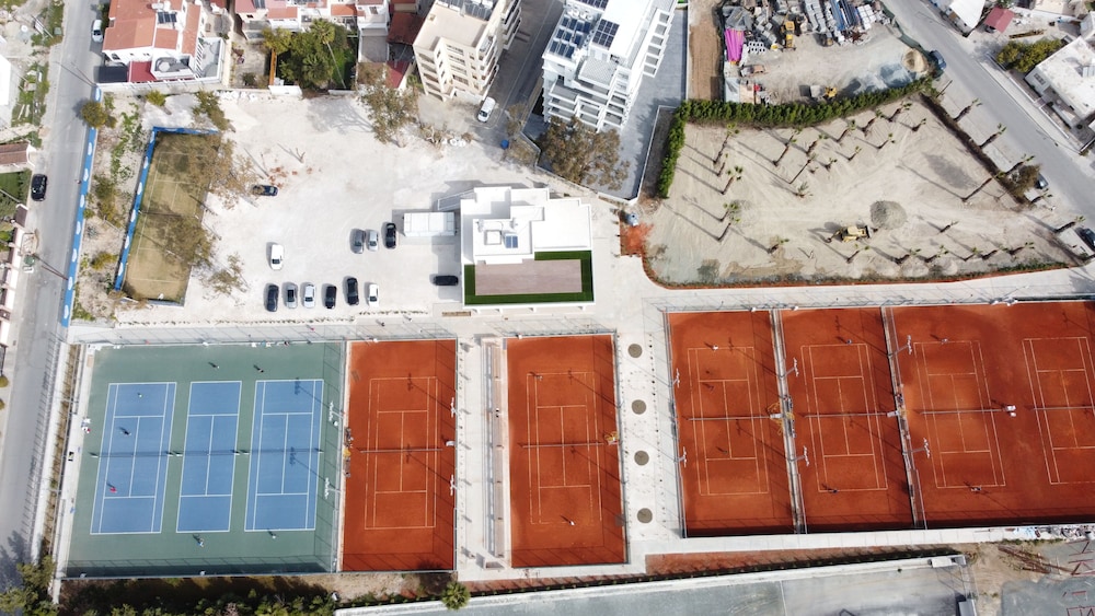 Liv Urban Larnaca 4/50